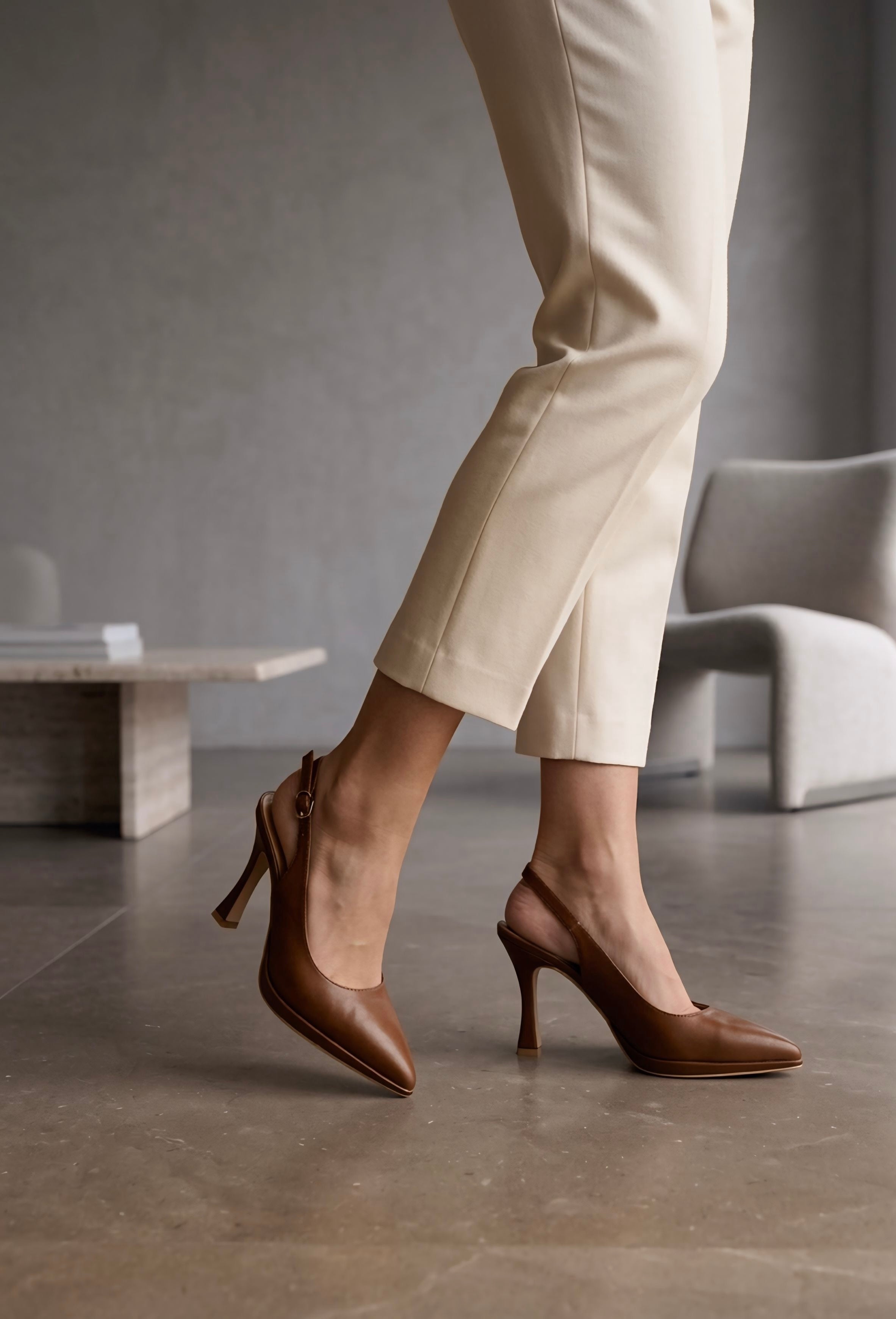 KISSKRISS SLINGBACK CUOIO