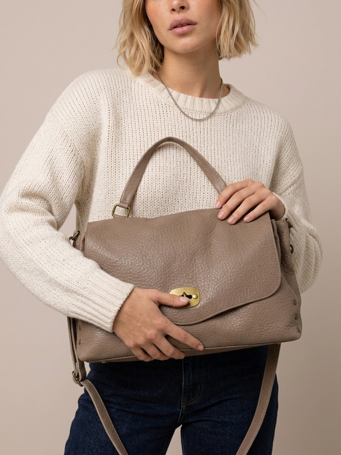 BORSA POSTINA MAXI IN VERA PELLE