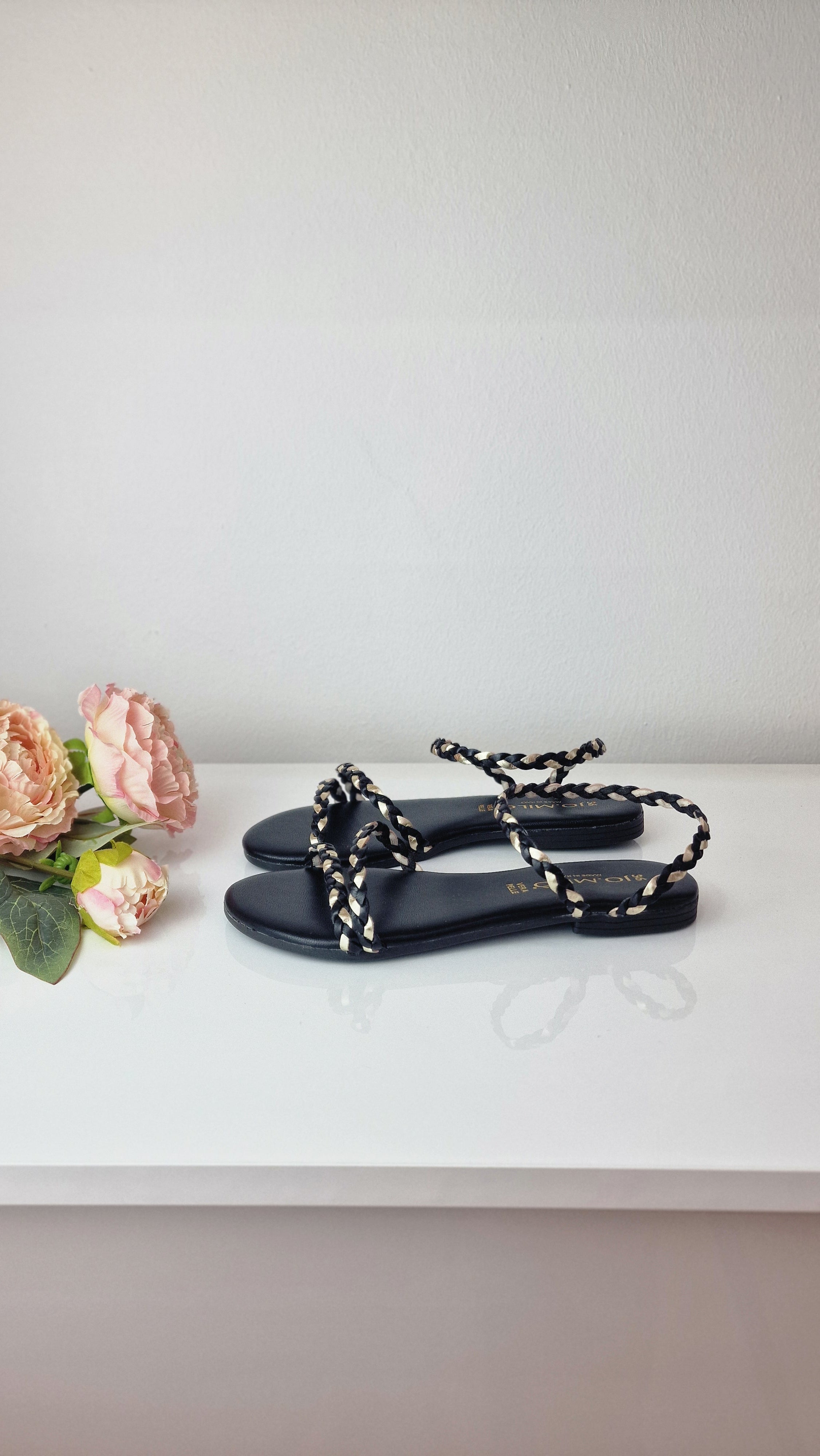 JOMILÒ SANDALI NERI