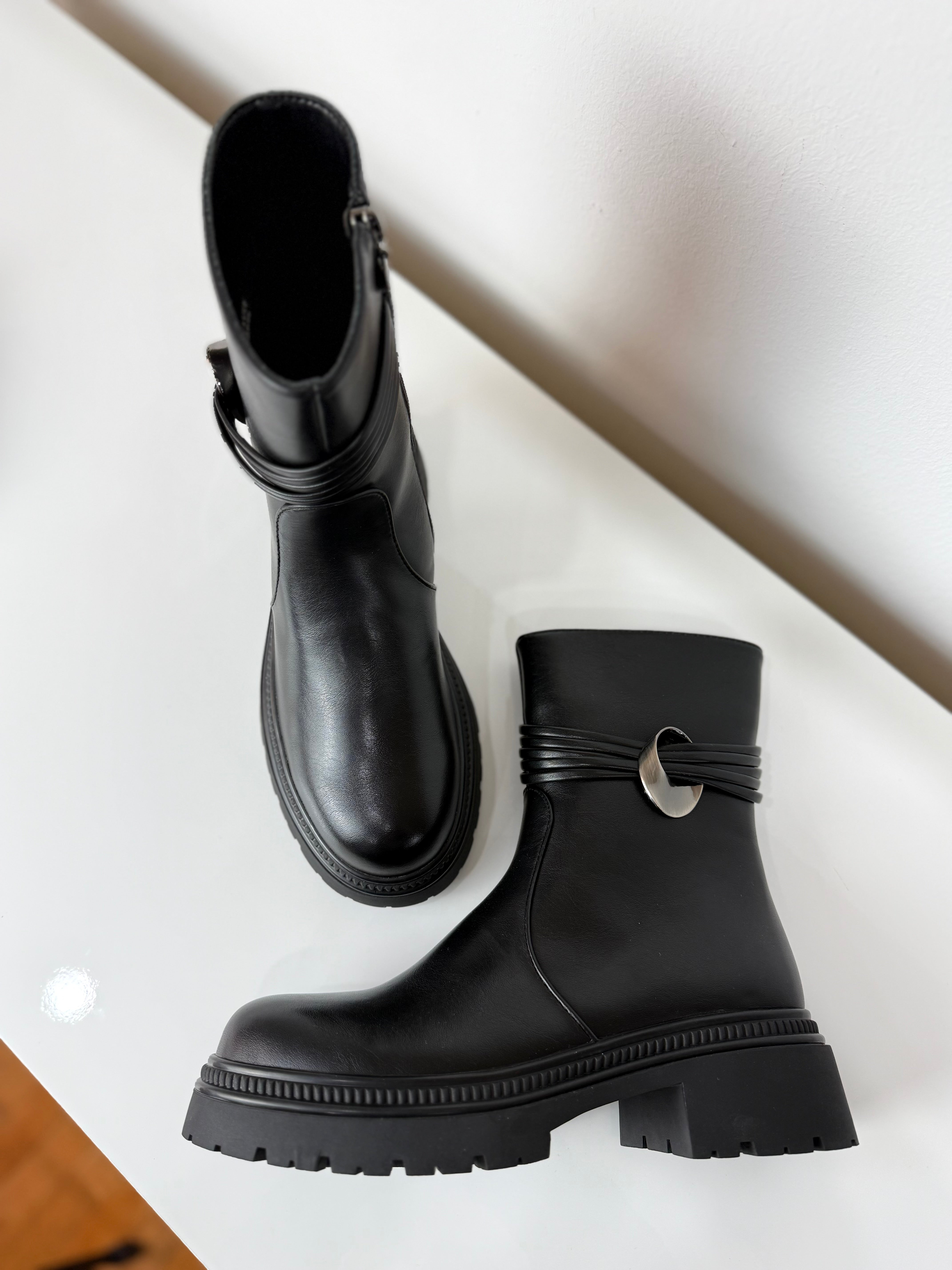 GAI MATTIOLO Tronchetto nero