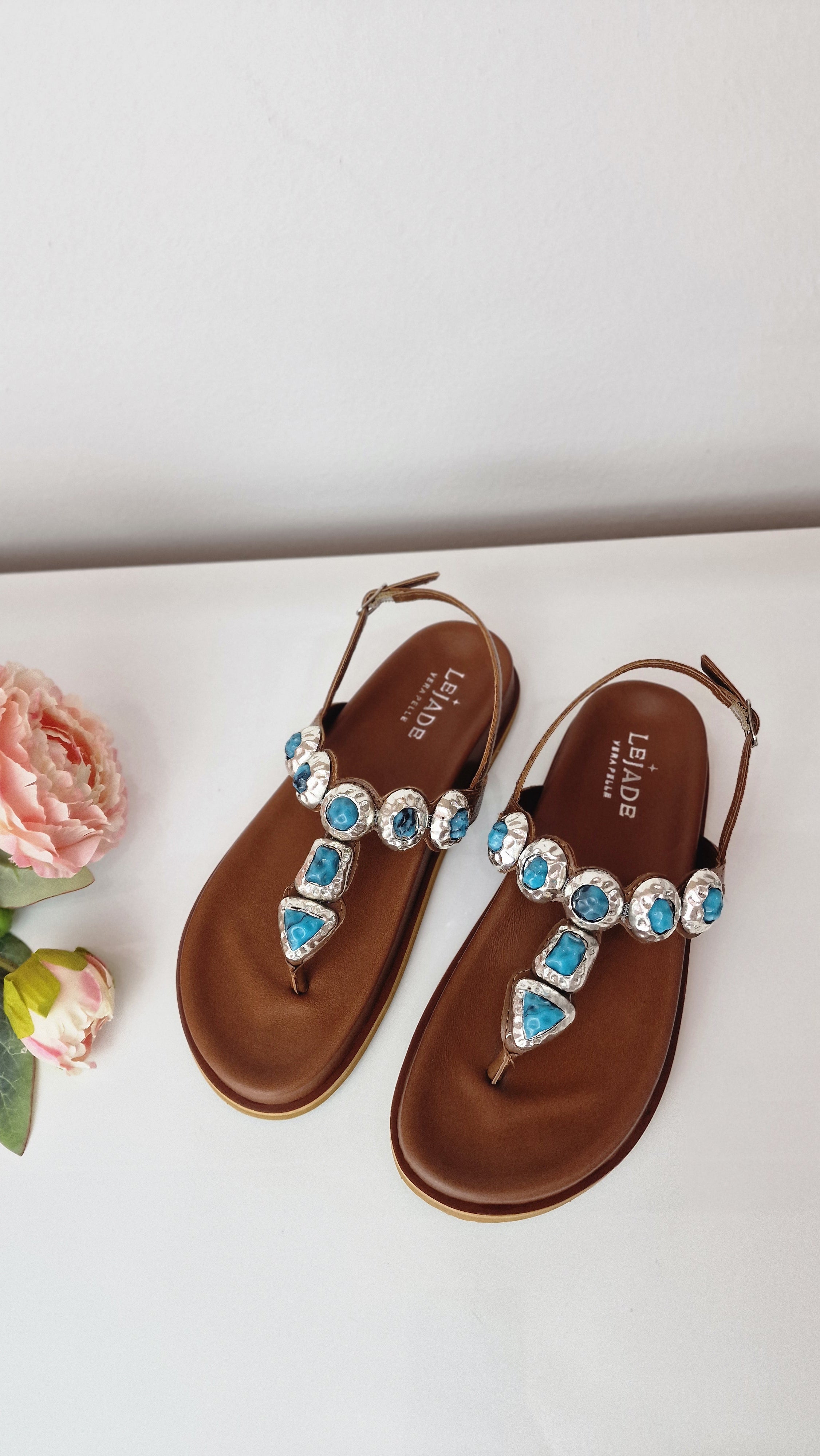 LEJADÈ INFRADITO CON PIETRE